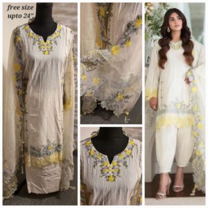 Sana Safinaz Muzlin Lawn collection . 3pc XL size